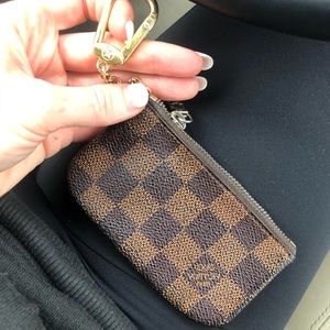 Louis vuitton keychain card holder